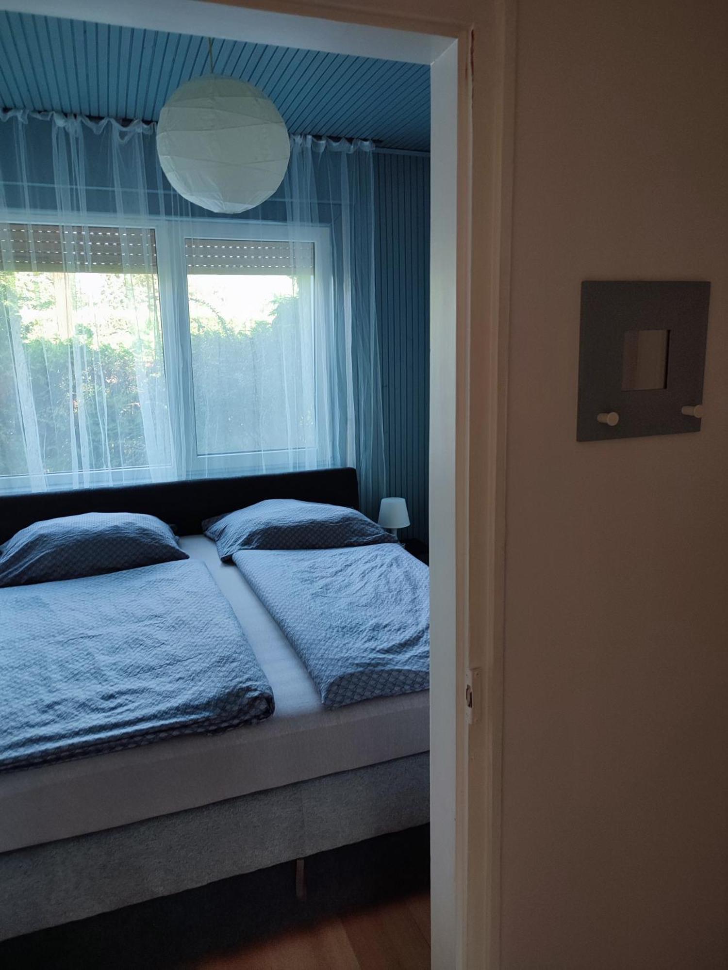 Aranyharmat Apartman Балатонлеле Екстериор снимка
